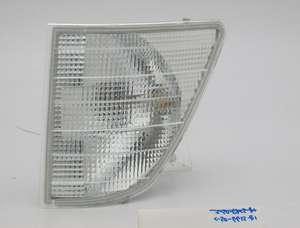 Указатель поворота левый с патроном MERCEDES SPRINTER 1995-2000 Corner lamp A9018200121= AUTOTECHTEILE-1008201= TYC-185178052= Klokkerholm-35460361 фонарь